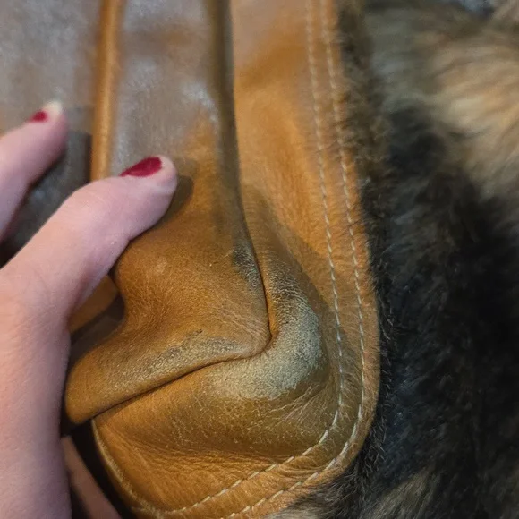 Holy Cow Couture Bucket Cross Body - Picture 8 of 8